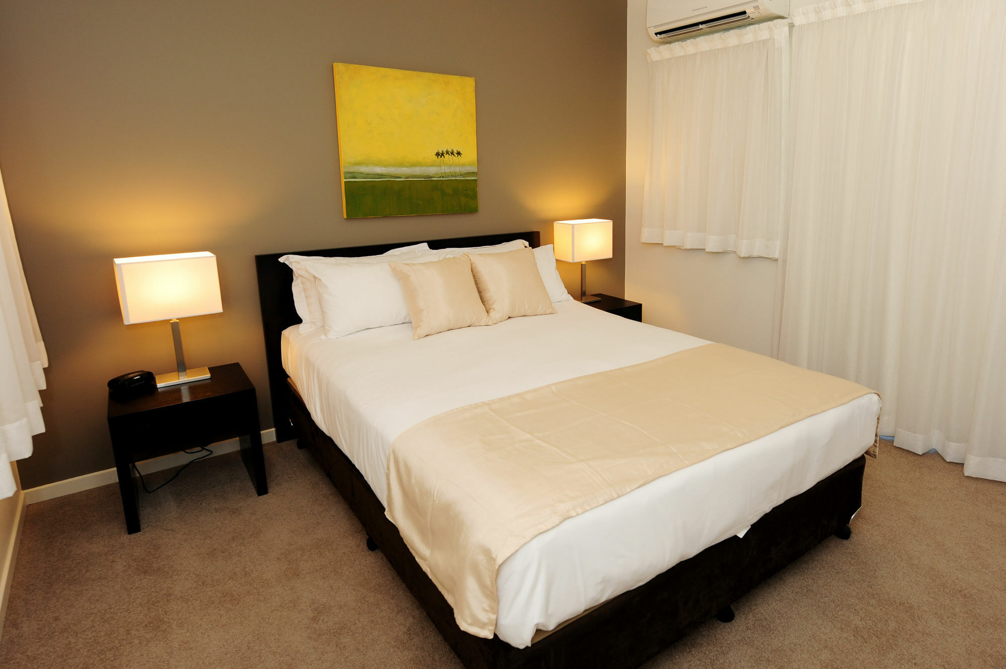 Gladstone City Central Apartment Hotel Official Экстерьер фото